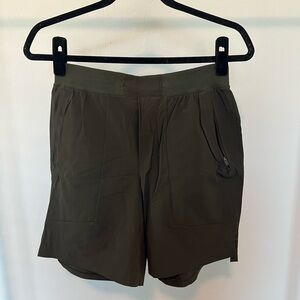 Lululemon T.H.E. Short 7" *Linerless